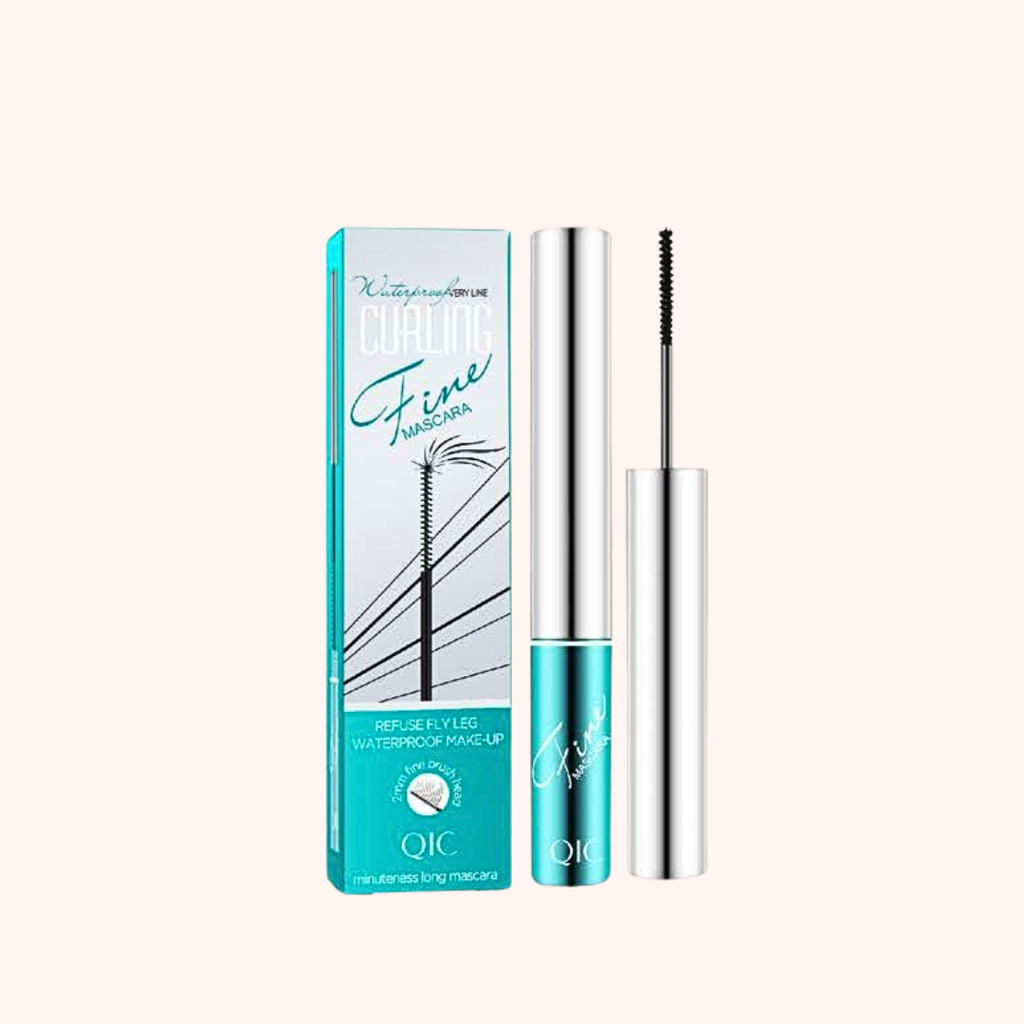 Small Brush Head With Distinct Roots Mascara